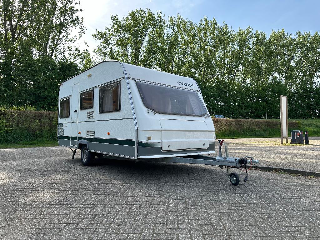 Chateau Caratt 430 2001, Dwarsbed, Bedrijf, 750 - 1000 kg, Kachel