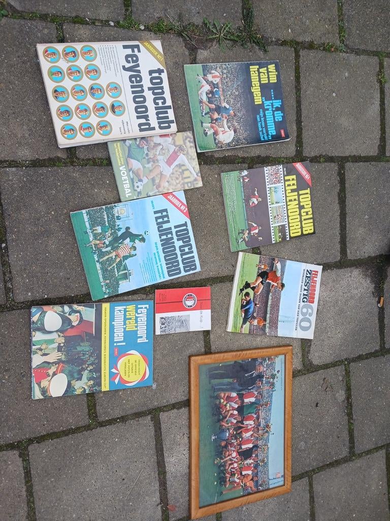 Feyenoord boeken en tijdschriften, Ophalen of Verzenden