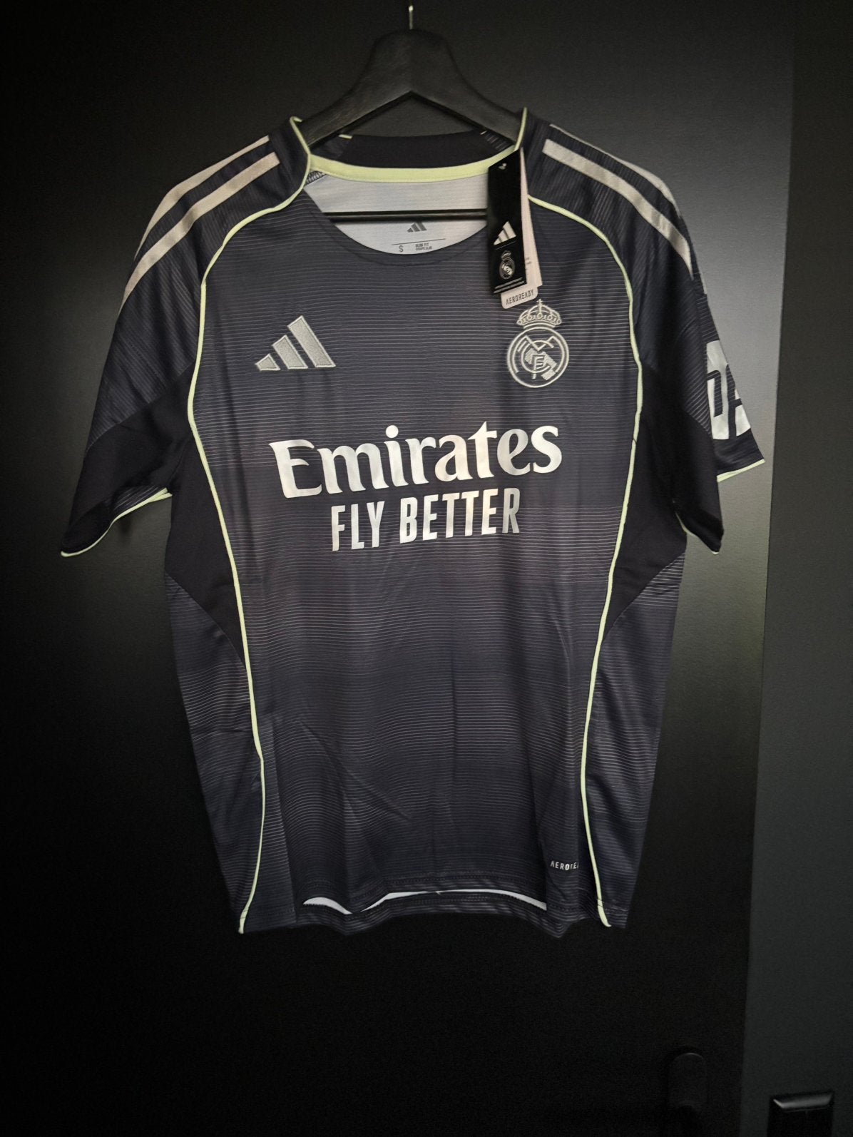 Real Madrid 2026 uitshirt, Maat M, Ophalen of Verzenden, Nieuw, Shirt