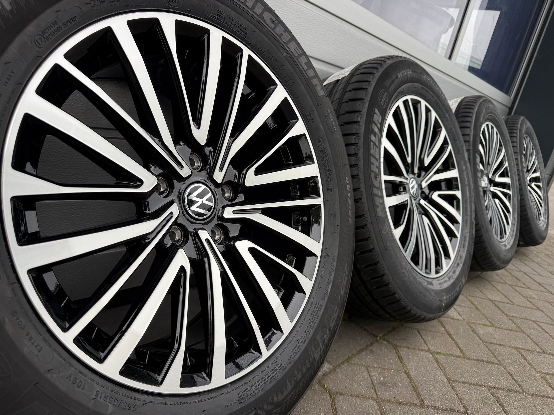 set 18 inch Volkswagen VW Crafter MAN TGE velgen zomerbanden, 18 inch, Bestelwagen, 255 mm, -