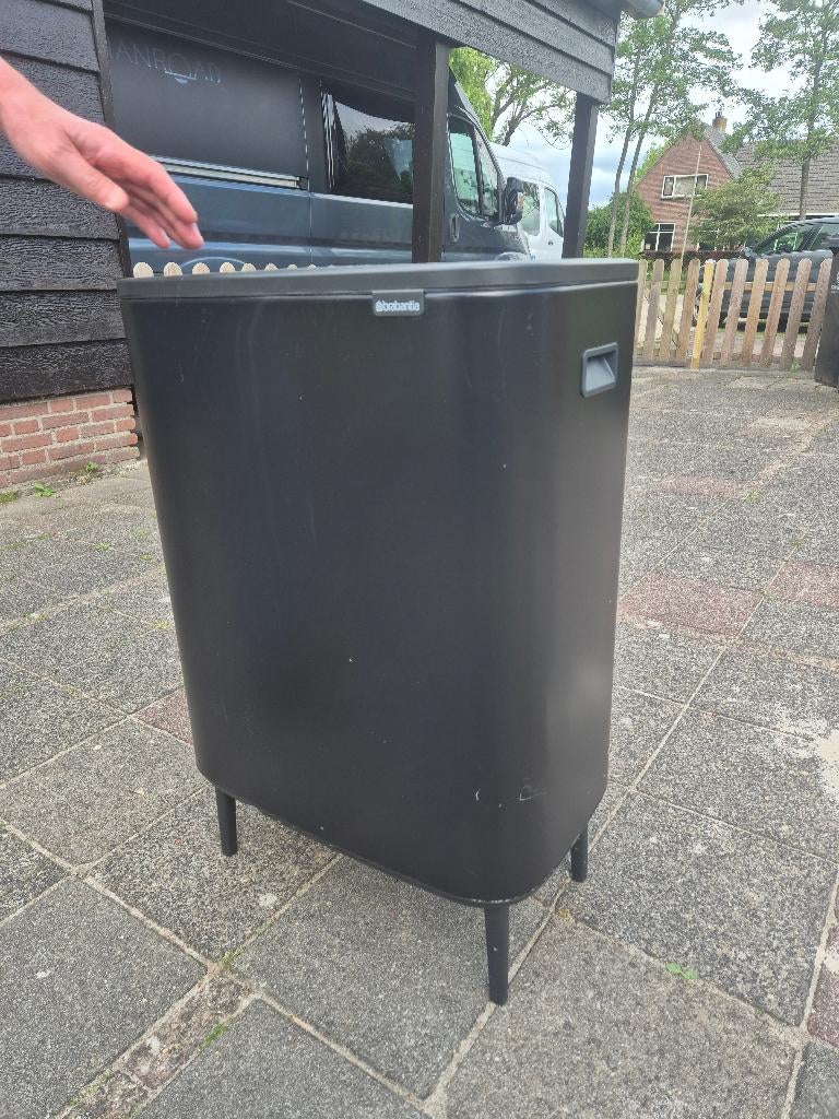 Brabantia Bo Touch Bin, Huis en Inrichting, Woonaccessoires | Prullenbakken, Ophalen, Gebruikt, 40 liter of meer, Rvs