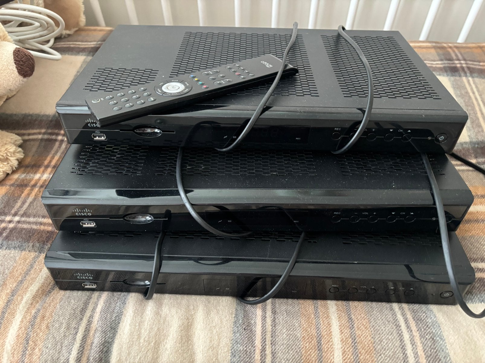 Drie stuks cisco ziggo decoders, Ophalen, Gebruikt, Decoder