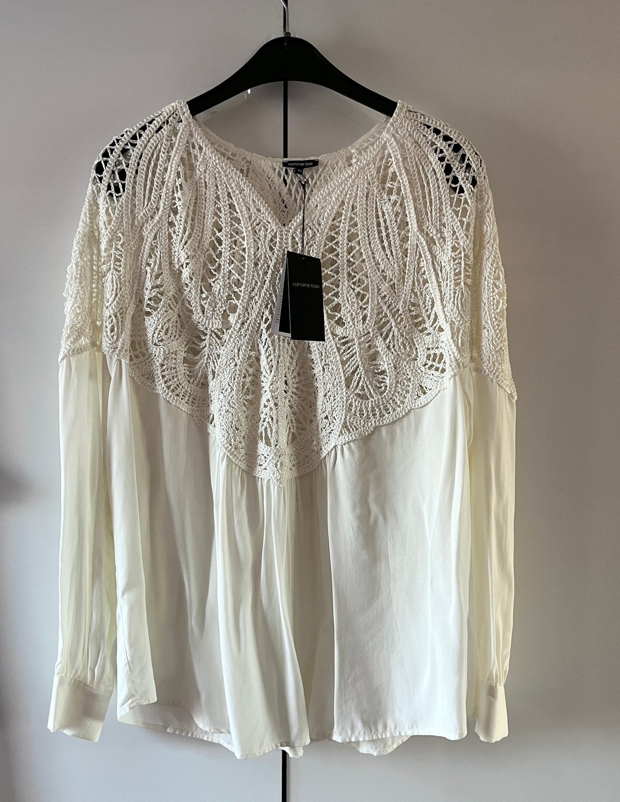 🌻Hele mooie nieuwe creme blouse 195,00 van Caroline Biss 44, Overige kleuren, Maat 42/44 (L), Nieuw, Ophalen of Verzenden