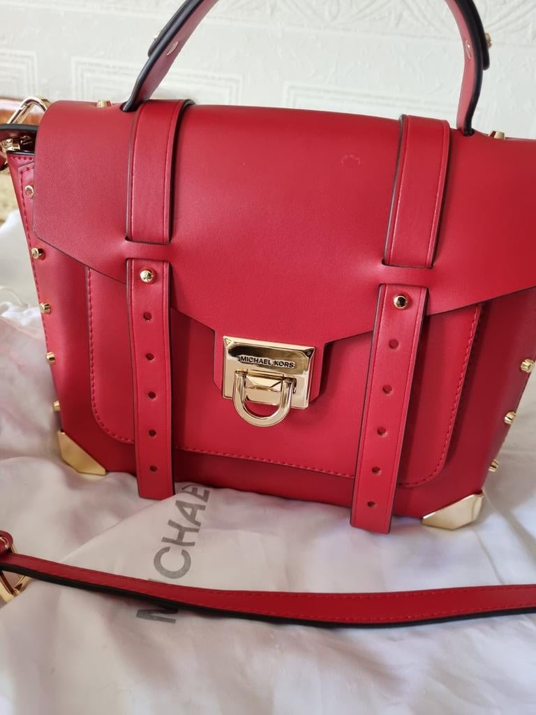 Michael Kors Rood Leren Handtas met Gouden Details, Ophalen of Verzenden, Zo goed als nieuw, Rood, Handtas