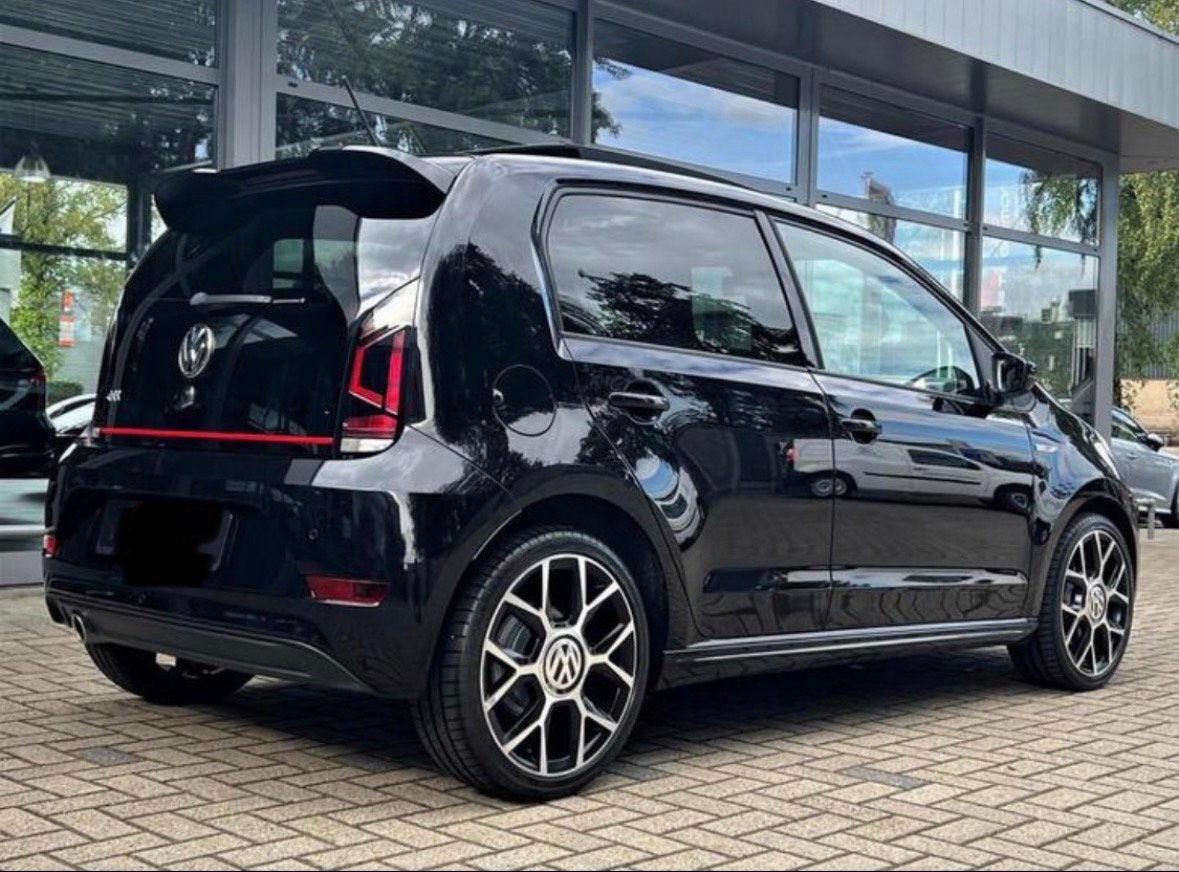 Volkswagen up! 1.0 TSI 115PK 5D 2018 Zwart ✅, Auto's, Volkswagen, Voorwielaandrijving, 970 kg, 40 €/maand, Up!