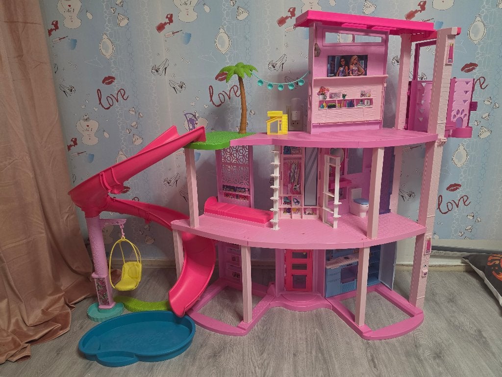 Barbies droomhuis, Kinderen en Baby's, Ophalen, Zo goed als nieuw, Poppenhuis