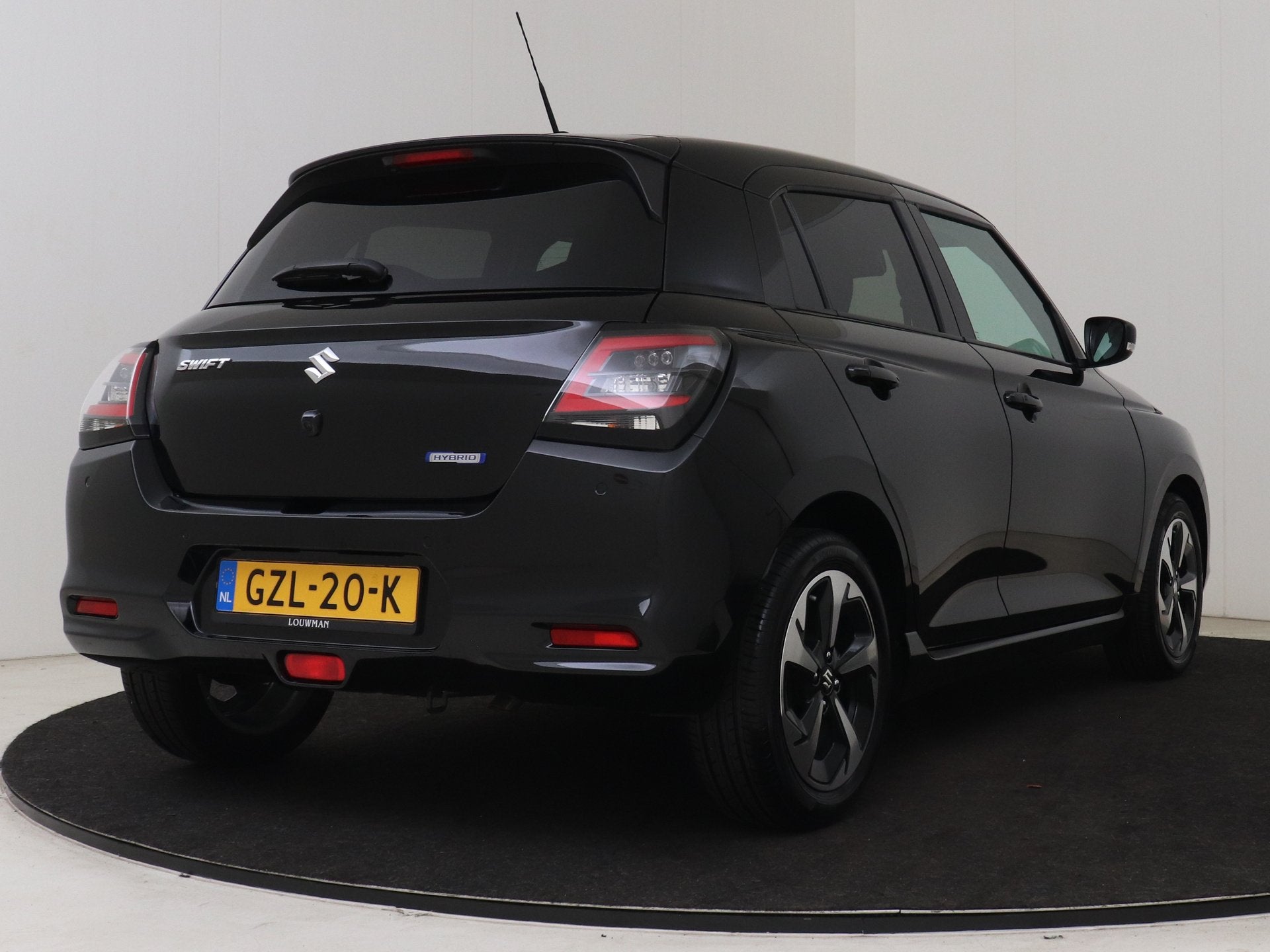 Suzuki Swift 1.2 Style Smart Hybrid | Stoelverwarming | Deal, Auto's, Stof, Gebruikt, 400 kg, Origineel Nederlands