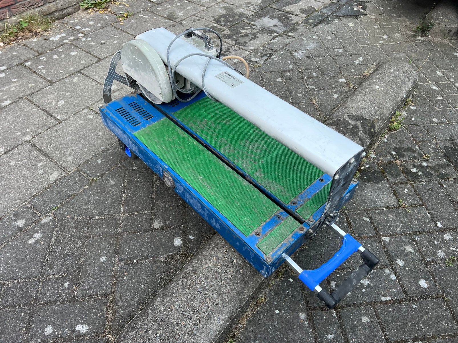 Zaagtafel voor tegels, Doe-het-zelf en Verbouw, Gereedschap | Zaagmachines, Ophalen, Cirkelzaag, Zo goed als nieuw, 30 tot 70 mm