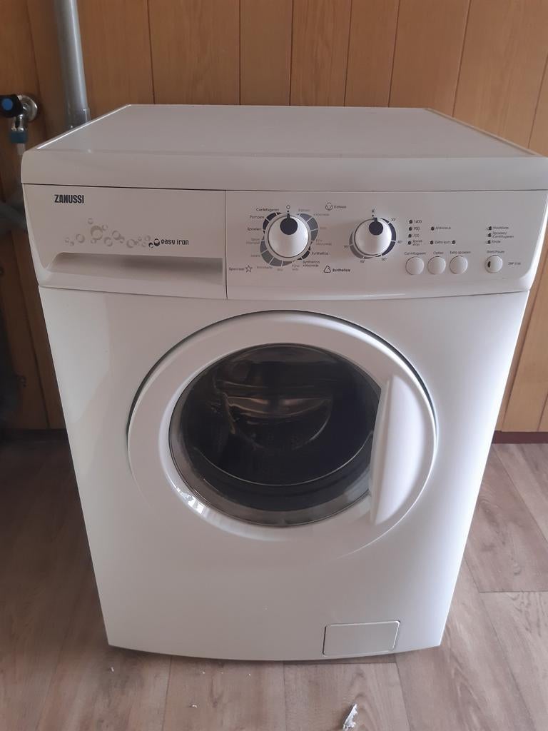 Zanussi Easy Iron Wasmachine ZWF3145, Ophalen, 1200 tot 1600 toeren, 85 tot 90 cm