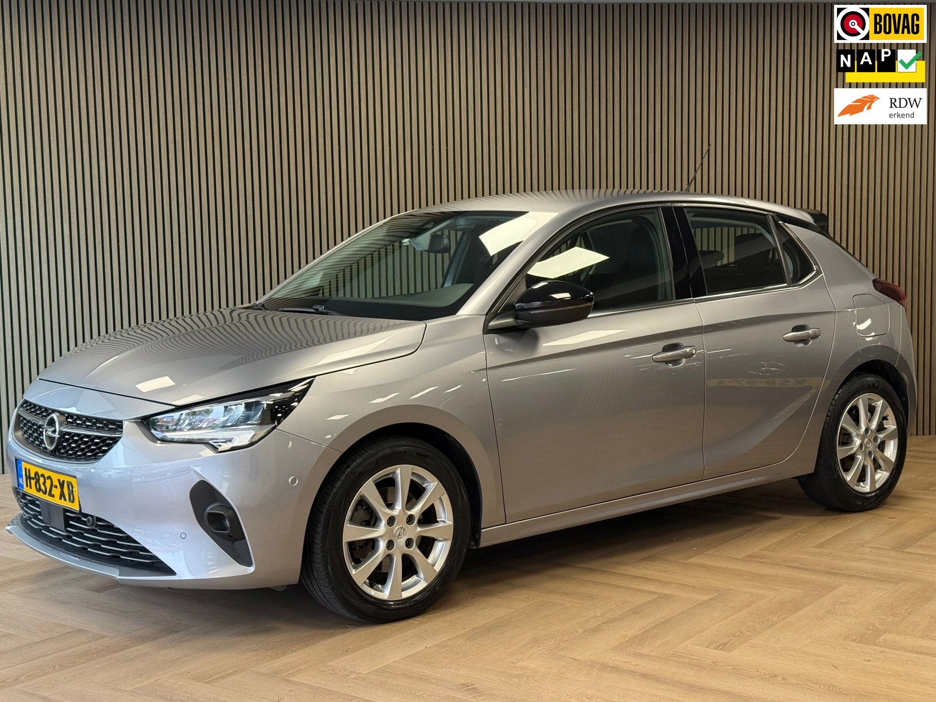 Opel Corsa 1.2 GS Line AUT NAVI CRUISE CLIMATE CONTROL CAM C, 101 pk, Gebruikt, Met garantie (alle), Leder en Stof