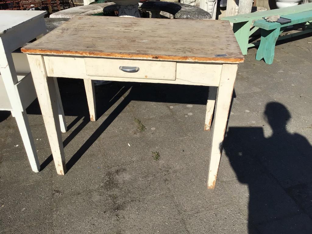 Oude keukentafel, Ophalen
