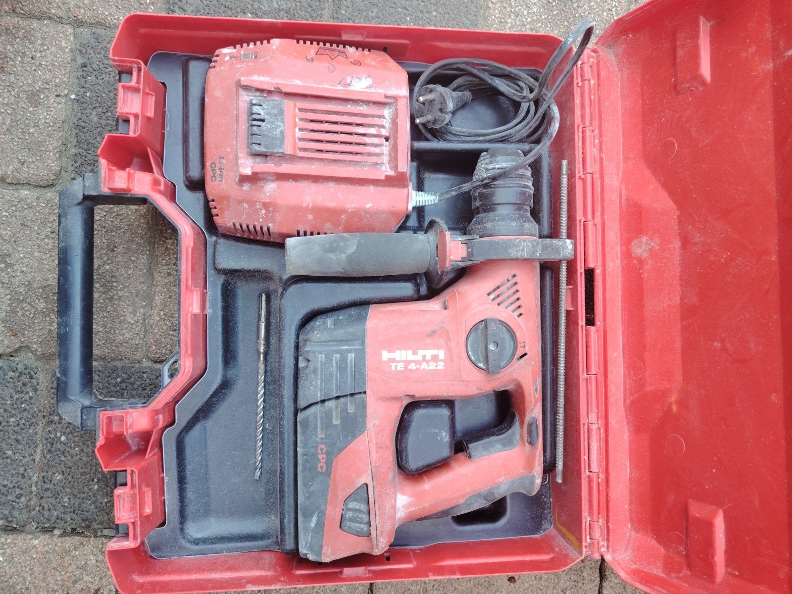 hilti te-4a22 en hilti md2500, Ophalen of Verzenden, Zo goed als nieuw, Boormachine