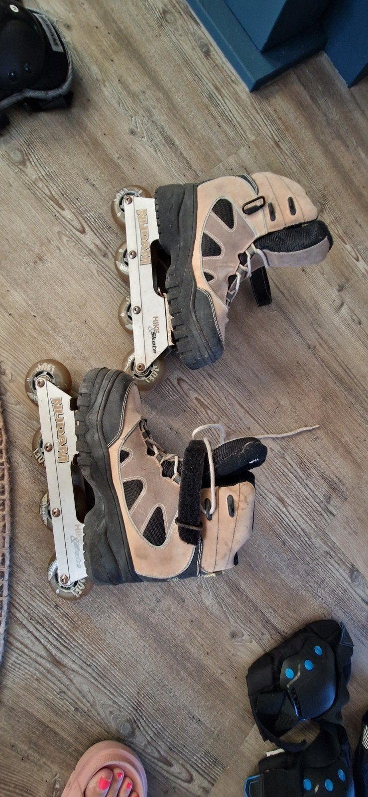 Nijdam hike & skate en skates 2x2 wielen 41 en beschermers., Ophalen, Gebruikt, Inline skates 4 wielen, Dames