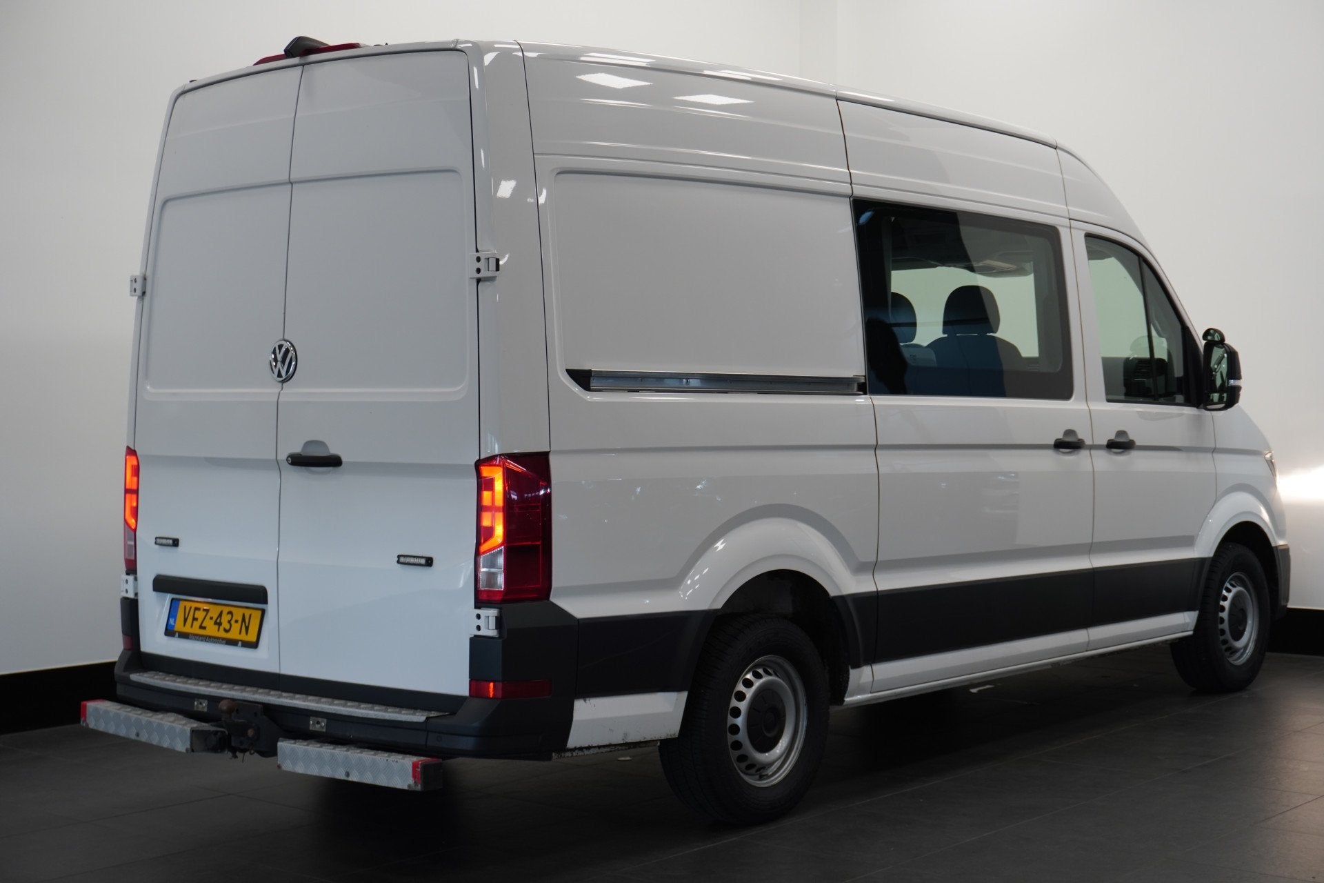 Volkswagen Crafter 2.0 TDI 177PK L3H3 Dubbele Cabine EURO 6, Auto's, 13 km/l, Gebruikt, 4 cilinders, 2212 kg