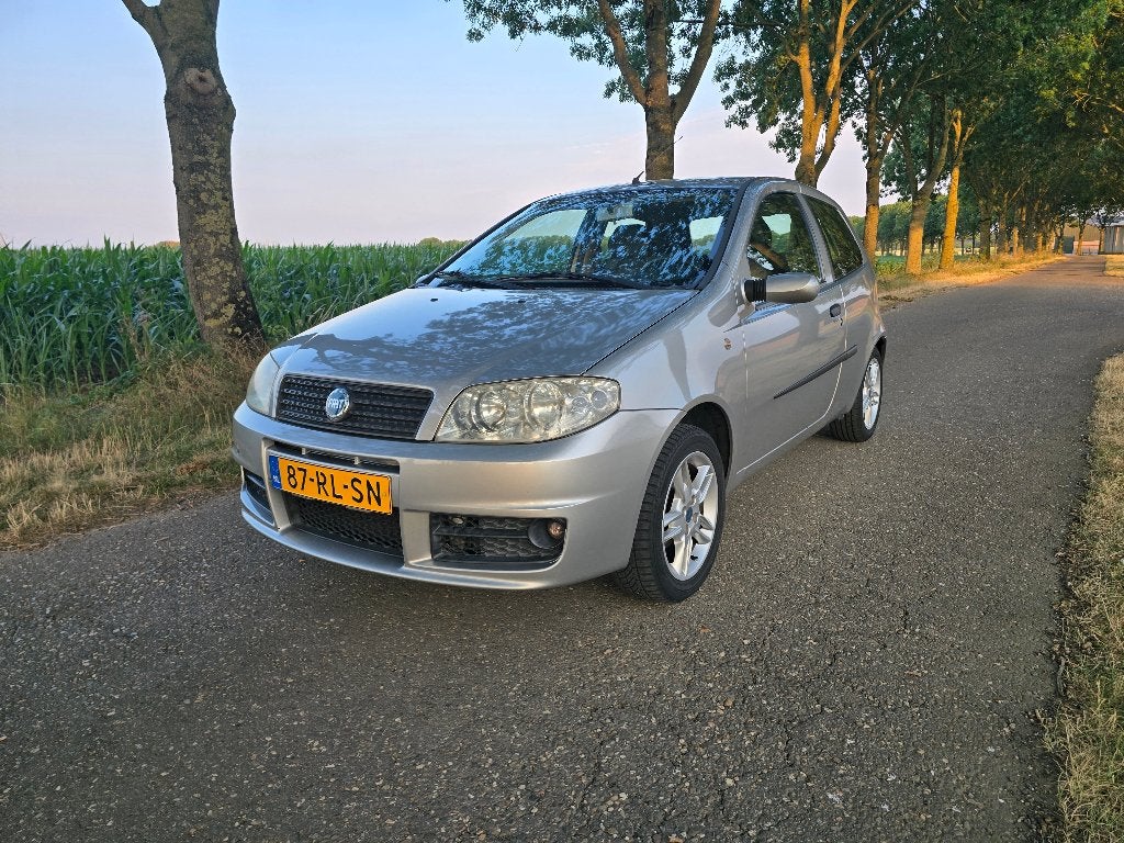Fiat Punto 1.2i, Voorwielaandrijving, 4 cilinders, 400 kg, Origineel Nederlands