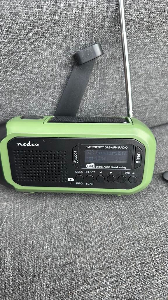 Nedis noodradio noodpakket nieuw 2 stuks nog, Ophalen of Verzenden, Nieuw, Radio