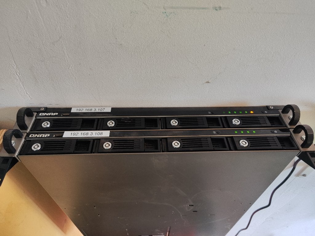 QNAP TS-469U en TS-459U NAS servers, Computers en Software, Ophalen, Gebruikt