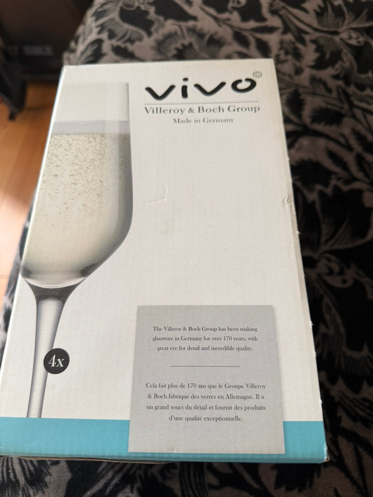 4 nieuwe wyn glazen villeroy& boch, Ophalen of Verzenden, Zo goed als nieuw