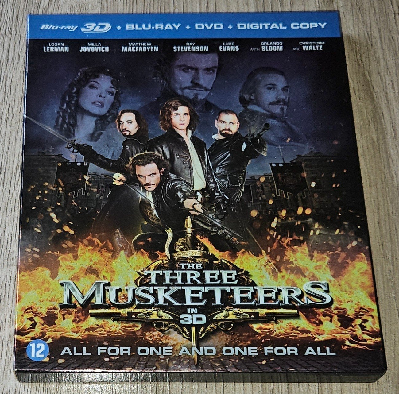 The Three Musketeers - 3D Blu-ray + Blu-ray + DVD, Engels, Nederlands, Film, Ophalen of Verzenden
