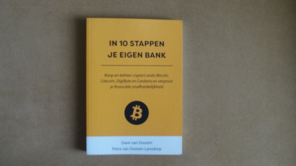 In 10 stappen je eigen bank - crypto - bitcoin enz, Ophalen of Verzenden, Zo goed als nieuw, Dave van Dooren & Petra van Dooren-Lansdorp