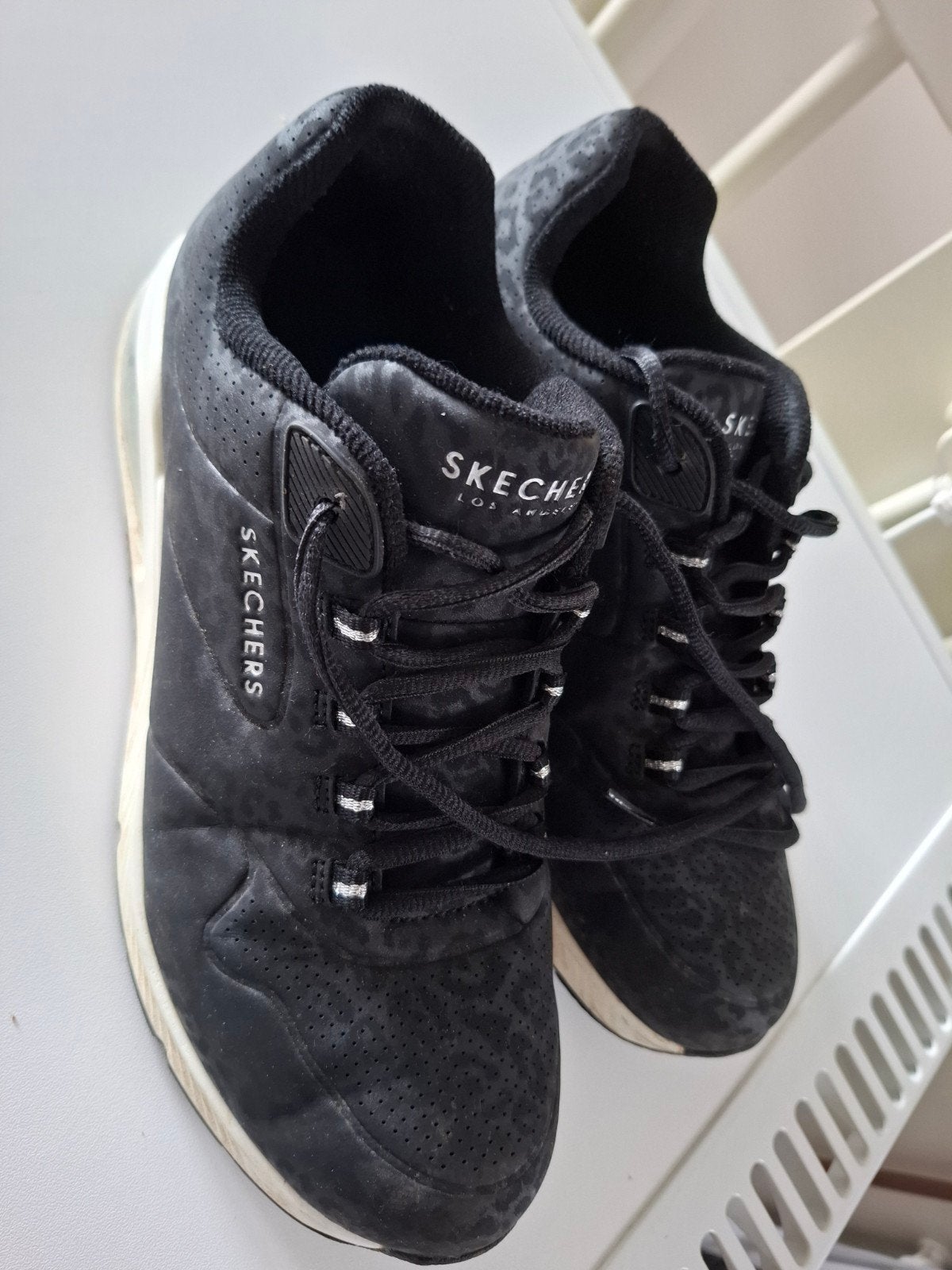 Skechers sneakers zwart - Maat 39, Skechers, Zwart, Ophalen of Verzenden, Sneakers of Gympen