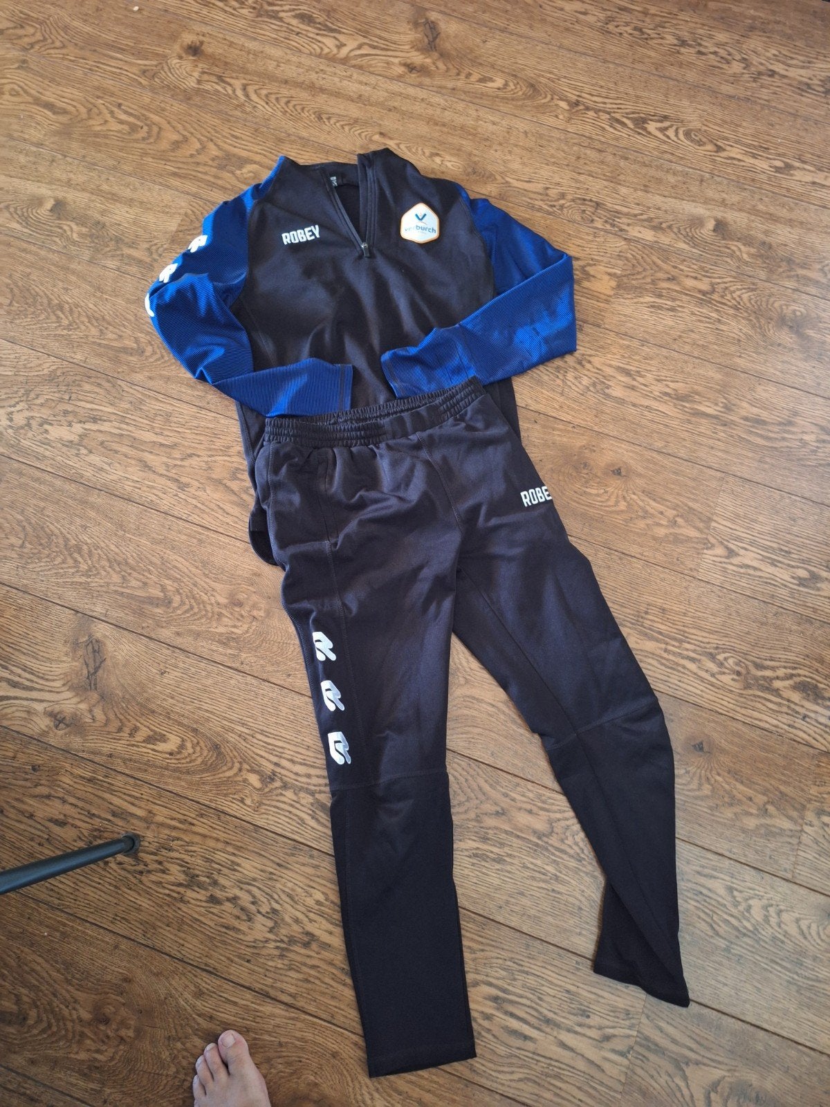 Robey trainingspak maat M, Ophalen of Verzenden, Gedragen, Algemeen, Robey