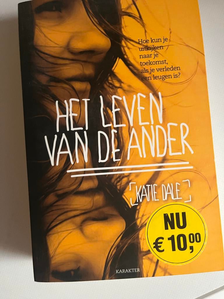 Het Leven van de Ander - Katie Dale (Paperback), Ophalen of Verzenden, Zo goed als nieuw, Nederland