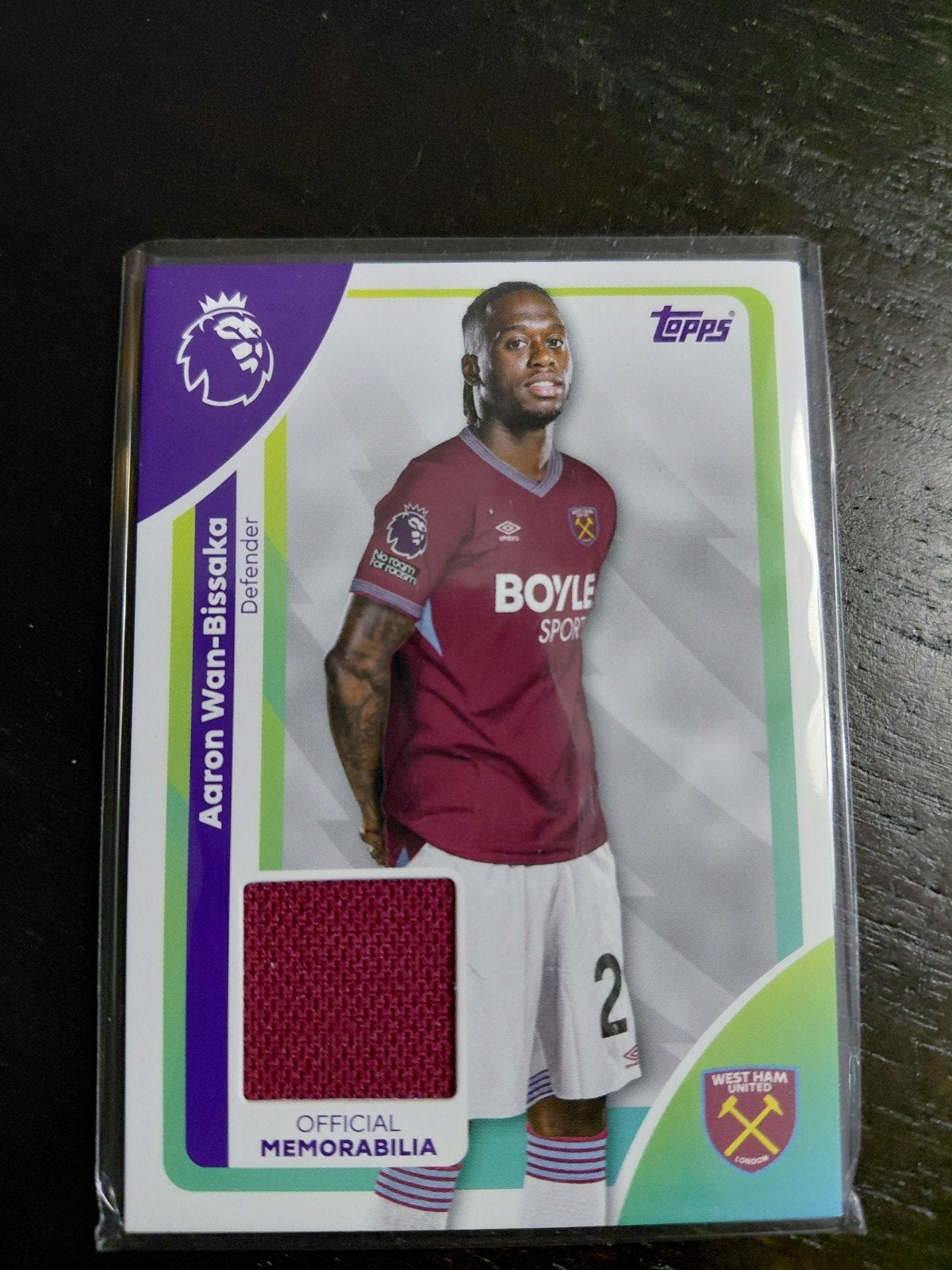 Aaron Wan-Bissaka Topps Premier League 2025/26 Relic Kaart, Verzamelen, Ophalen of Verzenden, Nieuw, Buitenlandse clubs, Spelerskaart