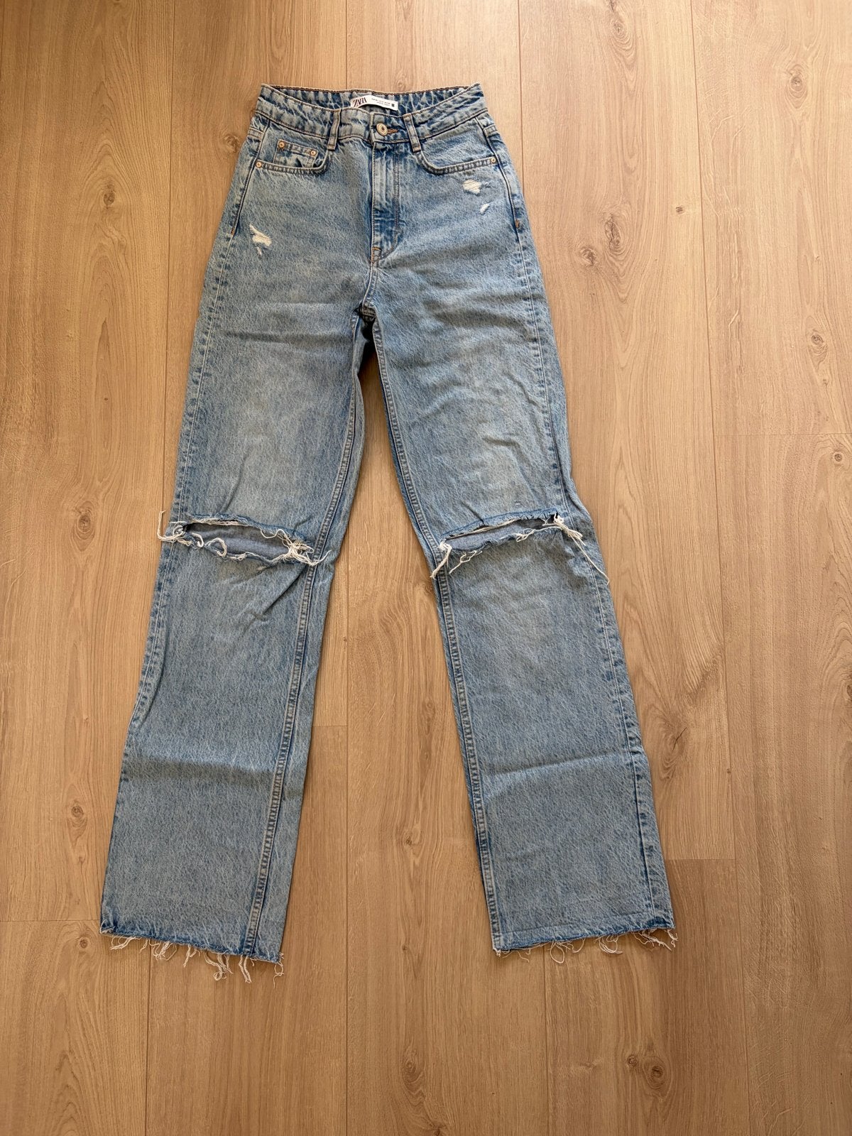 Zara wide leg jeans met scheuren - Maat 34, Blauw, Ophalen of Verzenden, Maat 34 (XS) of kleiner, Lang
