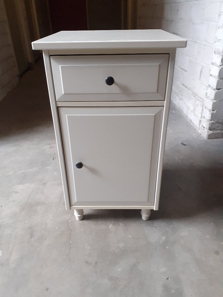 Nachtkastje, Ophalen, Zo goed als nieuw, Minder dan 45 cm, 55 tot 70 cm