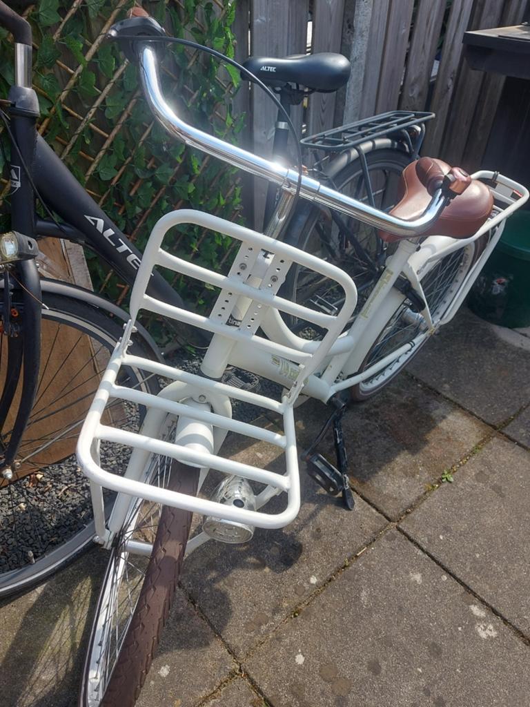 Mooie Cortina U4 meisjesfiets, Fietsen en Brommers, Fietsen | Meisjes, Ophalen, Terugtraprem, Handrem, Cortina
