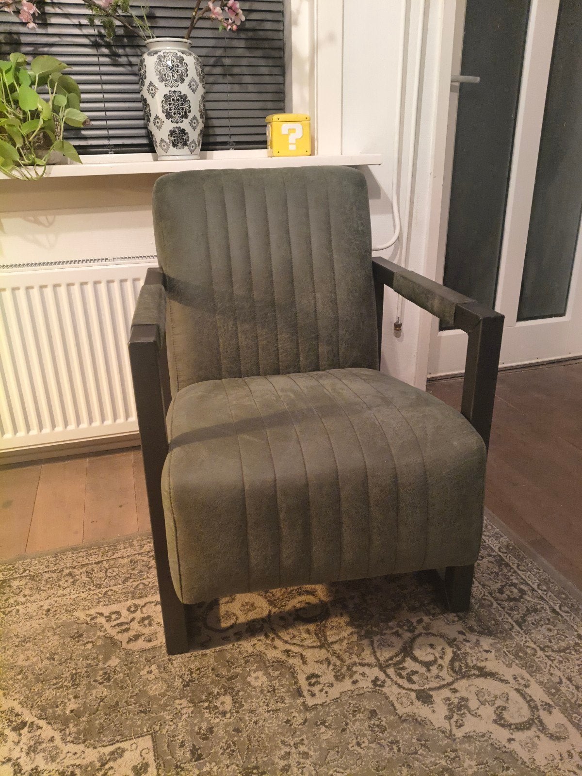 Stoel / fauteuil in olijfgroen, Huis en Inrichting, Ophalen, Modern, Industrieel, 75 tot 100 cm, Zo goed als nieuw