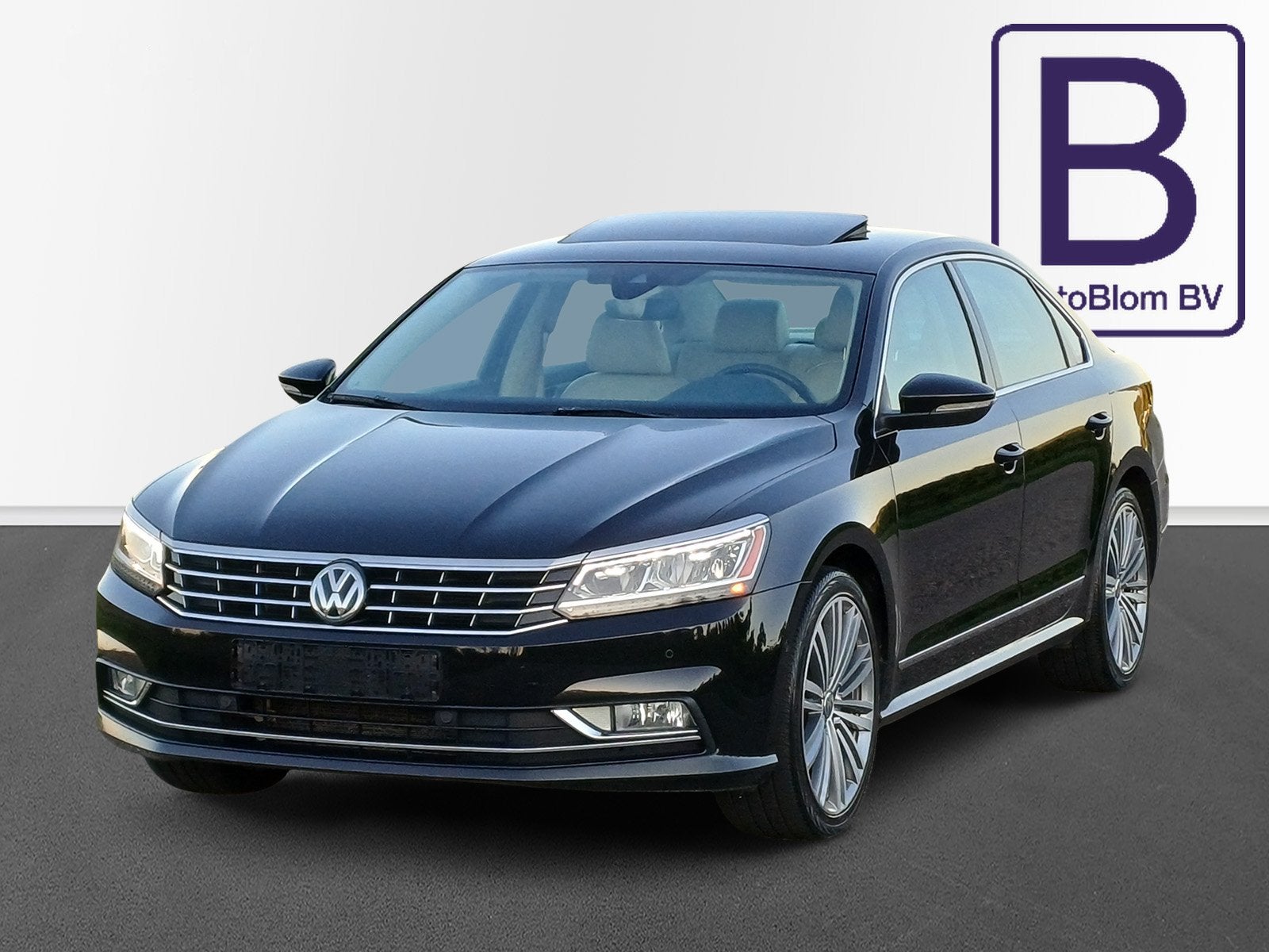 Volkswagen Passat 3.6L V6 Highline /Unieke Auto!/Nieuwstaat!, Automaat, Gebruikt, Beige, Automatische klimaatregeling