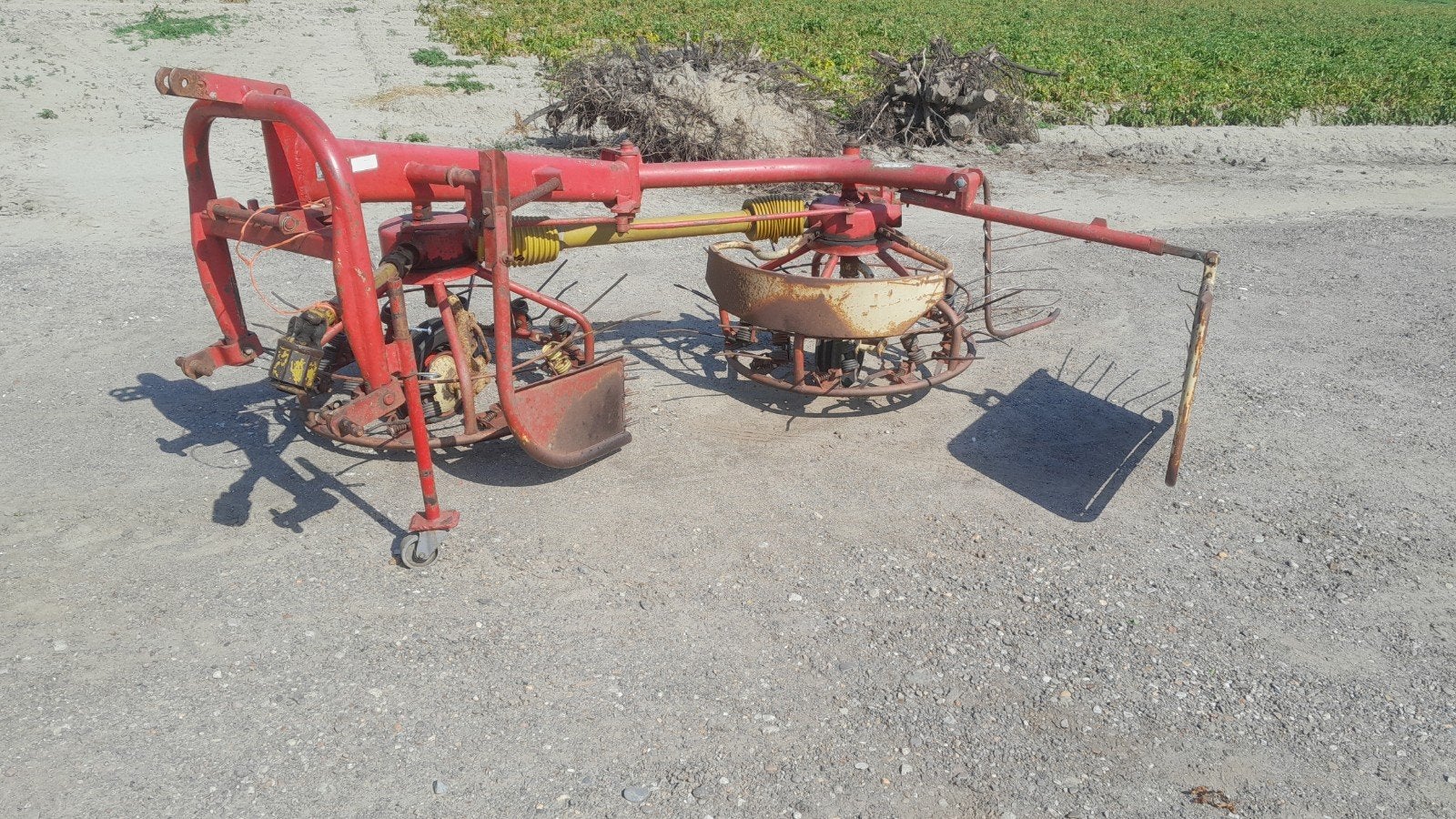 Pz hs 360 hooischudder. Cultivator. En onderlosbandje, Ophalen, Akkerbouw, Oogstmachine