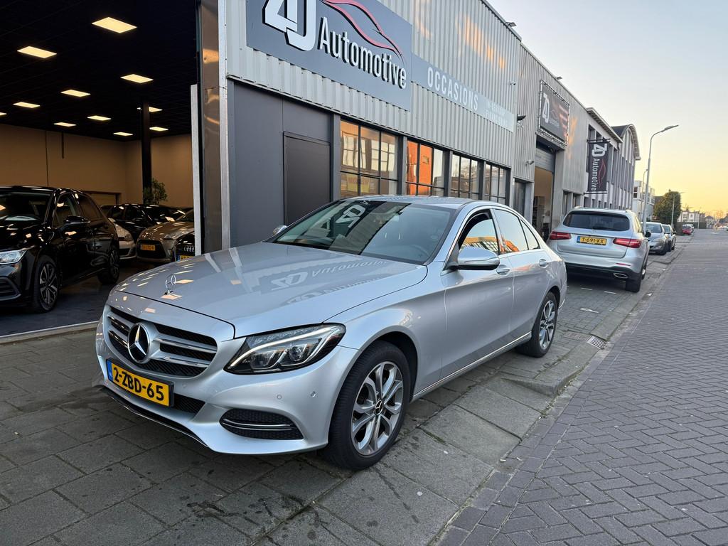 Mercedes-Benz C-klasse 180 Automaat NL AUTO NAP, Automaat, Euro 6, Sedan, 710 kg