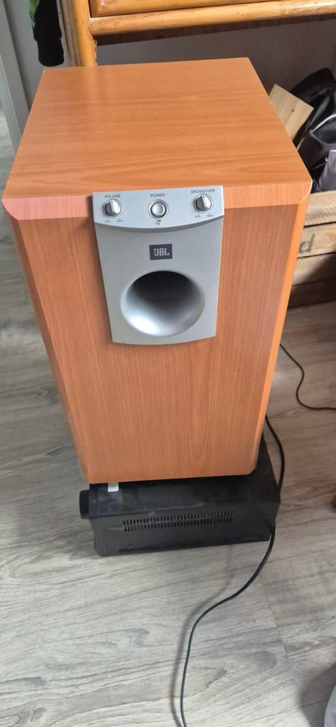 JBL SUB178 Subwoofer - Krachtige bas voor uw geluidssysteem, Ophalen, Gebruikt, 60 tot 120 watt, Subwoofer