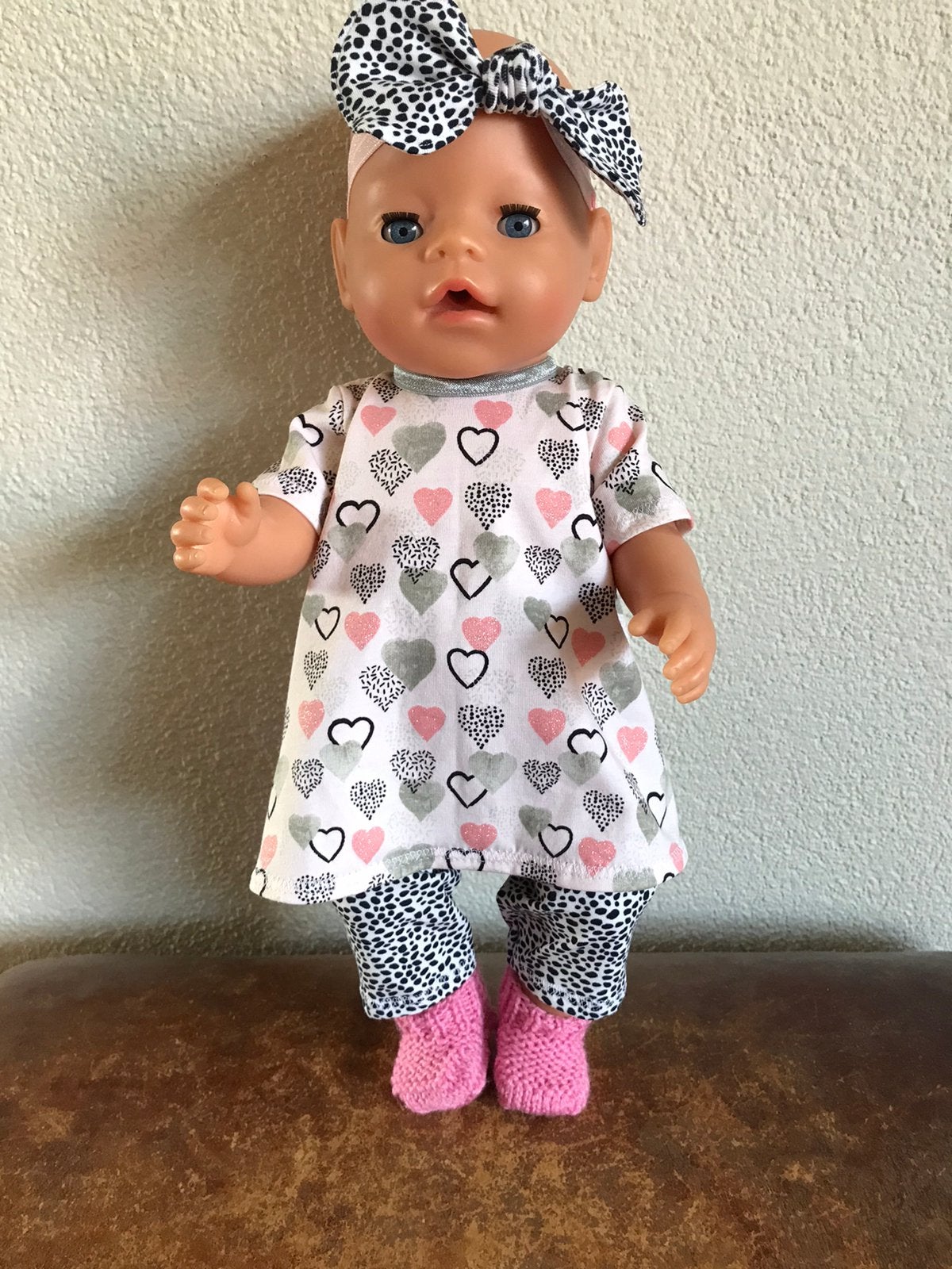 Baby born poppenkleertjes tricot jurkje hartje, Ophalen of Verzenden, Zo goed als nieuw, Babypop