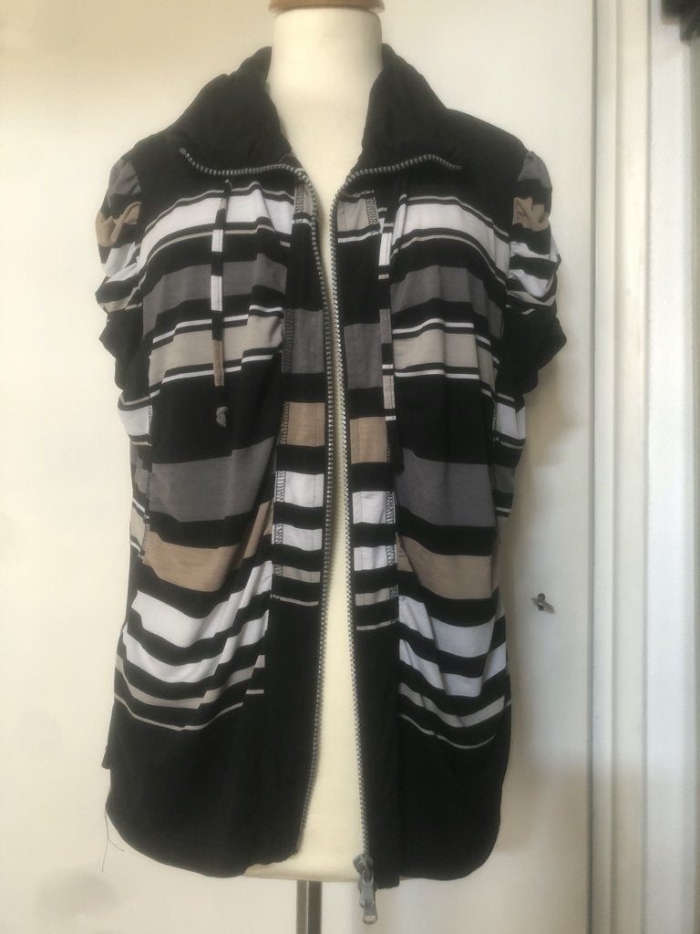 MONARI vest/jasje korte mouw maat XL, Bruin, Monari, Maat 46/48 (XL) of groter, Ophalen of Verzenden