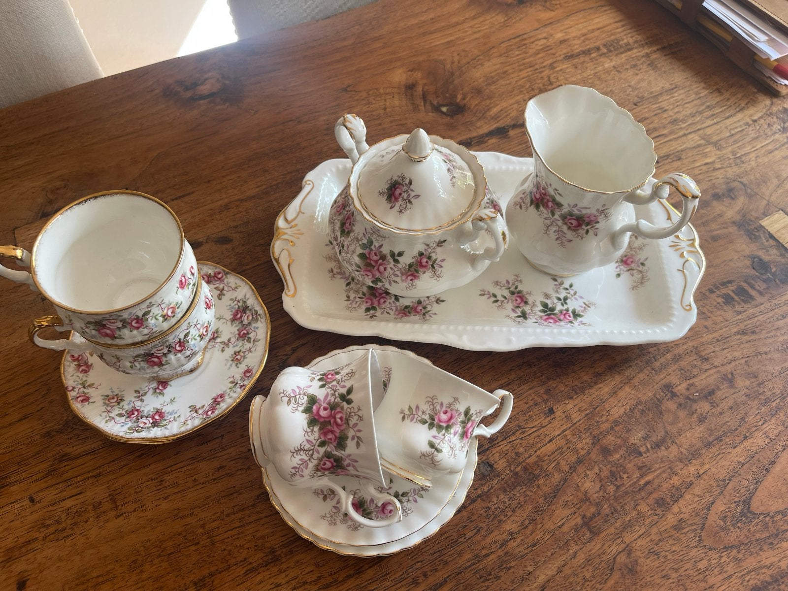 Royal Albert Lavender Rose theeservies - Vintage porselein, Vintage, Ophalen of Verzenden, Zo goed als nieuw, Royal Albert