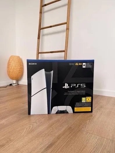 Sony PlayStation 5 Digital Edition - Zo goed als nieuw, Spelcomputers en Games, Verzenden, Overige genres, Eén computer, Zo goed als nieuw