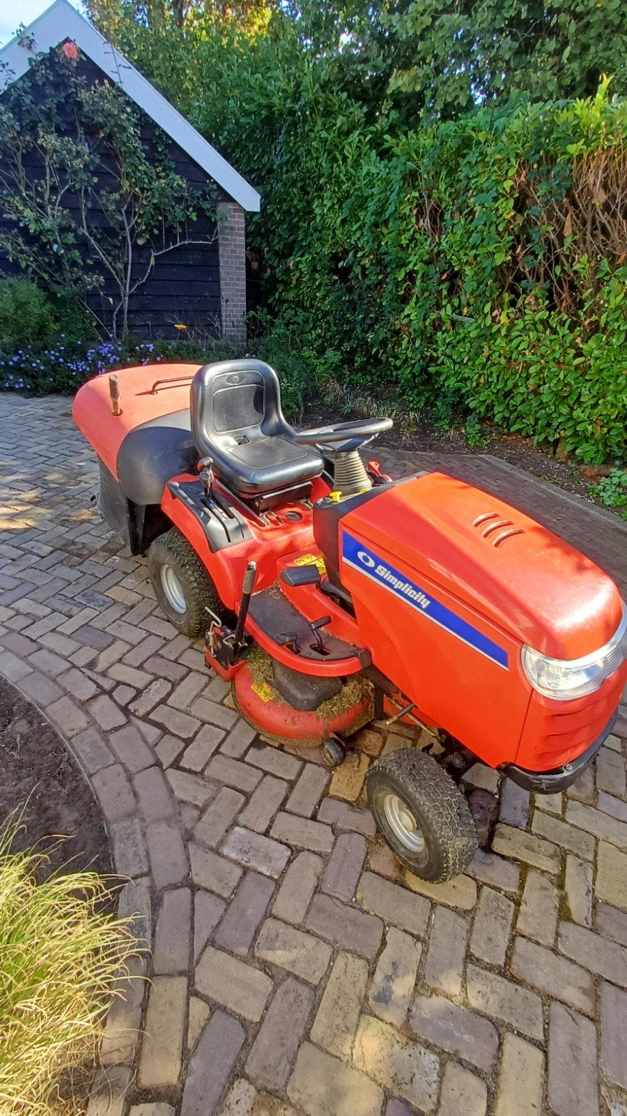 Simplicity Zitmaaier Vanguard v2 Briggs & Stratton