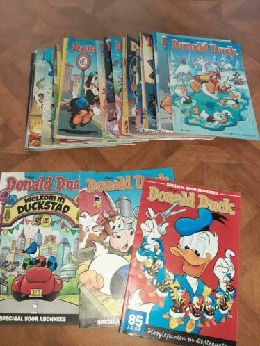 34 Donald duck 2019, Donald Duck / Disney, Ophalen of Verzenden, Zo goed als nieuw, Meerdere stripboeken