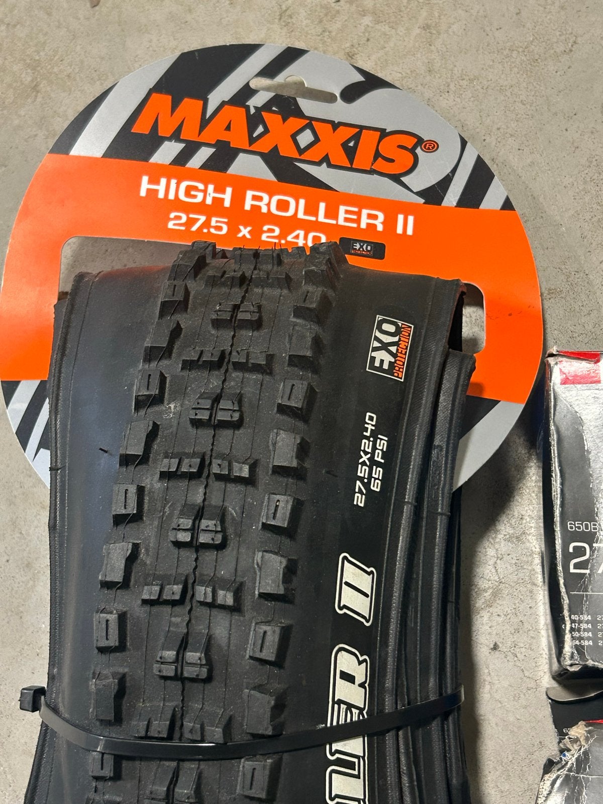 Mtb Maxxis High Roller II 27.5" band &Schwalbe binnenbanden, Band, Nieuw, Ophalen of Verzenden, Mountainbike