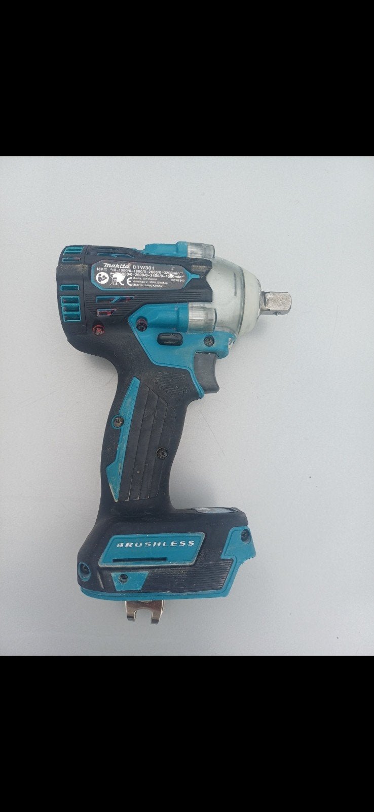 Makita DTW301 Accu Slagmoersleutel - Zo goed als nieuw, 600 watt of meer, Variabele snelheid, Overige typen, Ophalen of Verzenden