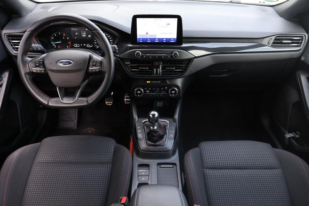 Ford Focus Wagon 1.0 ST Line Business 1e Eigenaar | Volledig, Auto's, Wit, Origineel Nederlands, Grijs, Hybride Elektrisch/Benzine