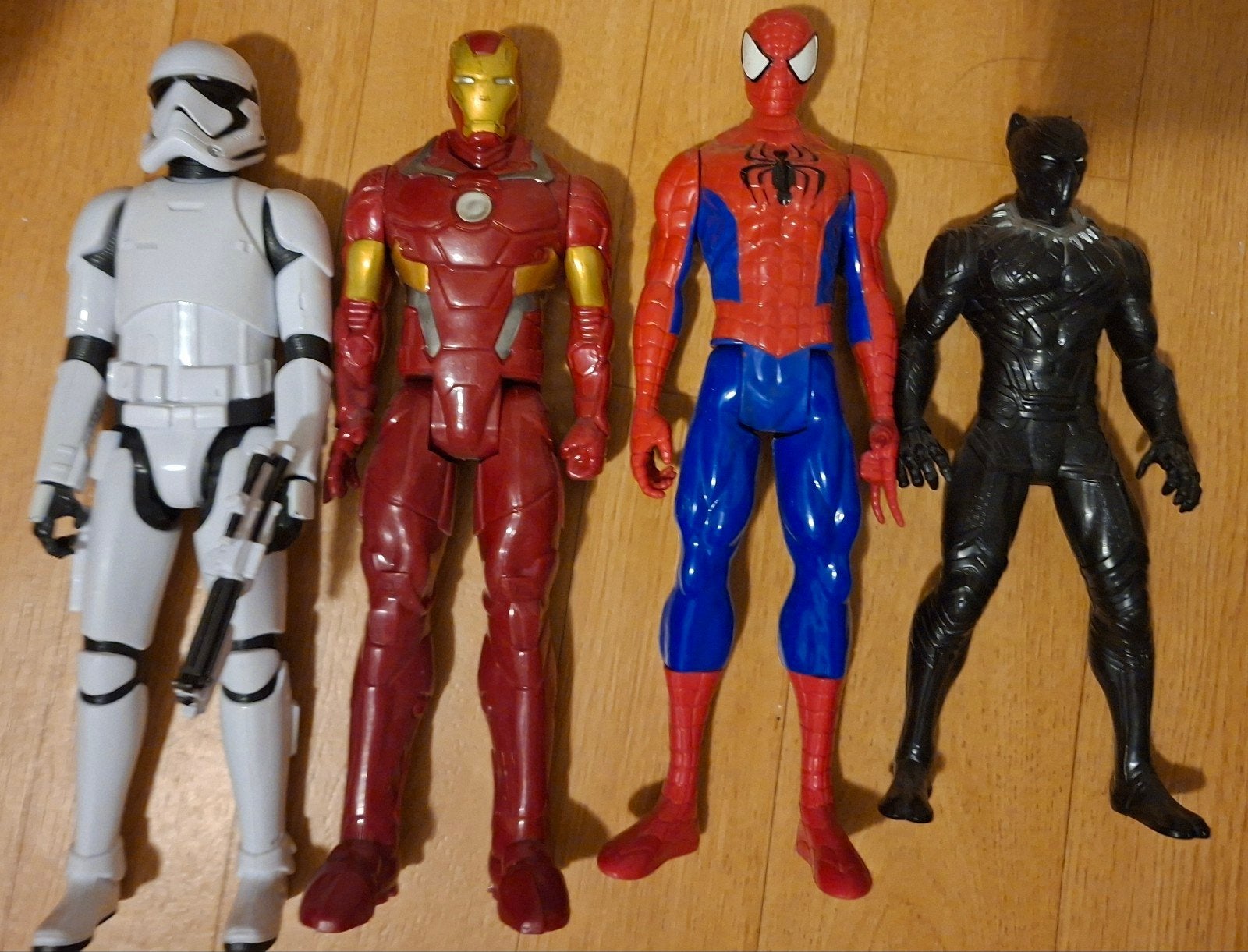 Actiefiguren: Star Wars, Iron Man, Spider-Man, Black Panther, Ophalen, Zo goed als nieuw