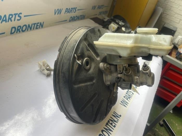 Rembekrachtiger van een Volkswagen Golf, Gebruikt, -, -, -
