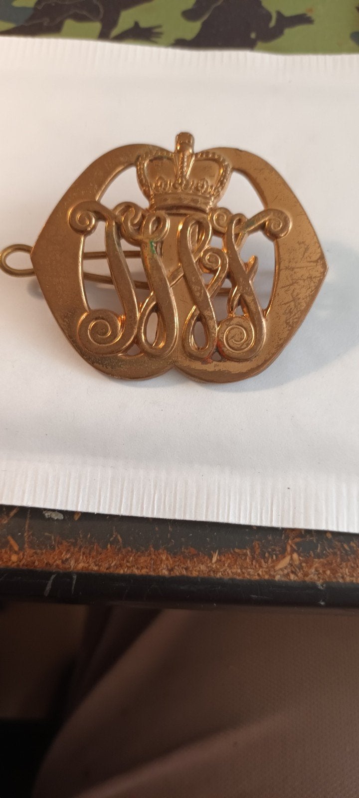 Vintage Brits Militair Embleem - Koninklijke Marine, Verzamelen, Ophalen of Verzenden, Marine, Engeland, Embleem of Badge