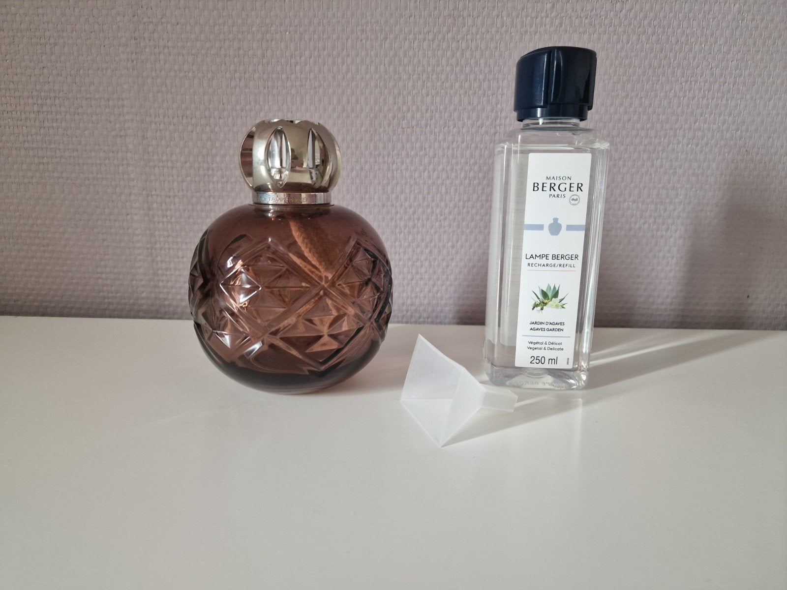 Lampe Berger brander met navulling - ongebruikt, Ophalen