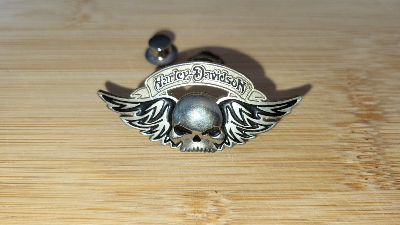 Harley-Davidson schedel vleugels speldje, Ophalen, Nieuw, Merk, Speldje of Pin